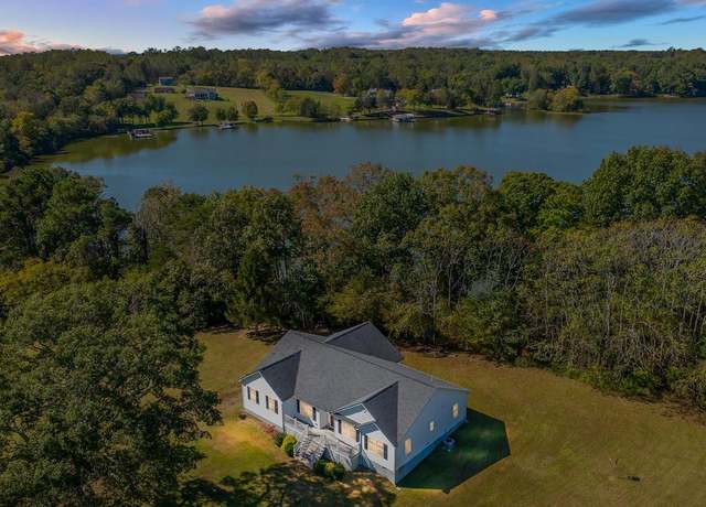 Property at 16025 Days Bridge Rd, Mineral, VA 23117, 3 beds, 2 baths