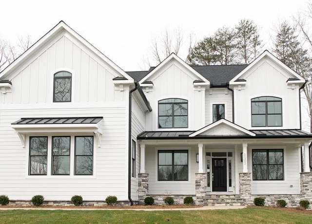 Property at 8537 Highclere Ln, Spotsylvania, VA 22553, 4 beds, 5.5 baths