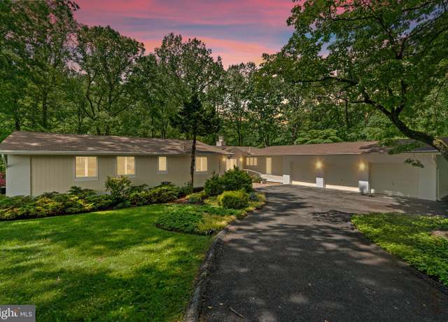 Property at 17810 Pond Rd, Ashton, MD 20861, 5 beds, 3 baths