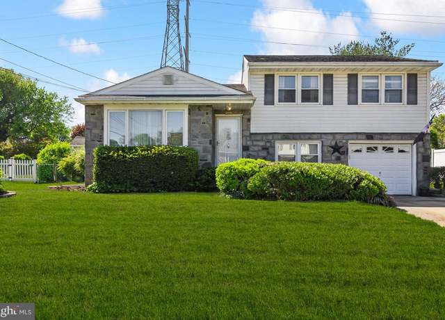 Property at 230 Boxwood Ln, Cinnaminson, NJ 08077, 3 beds, 1.5 baths