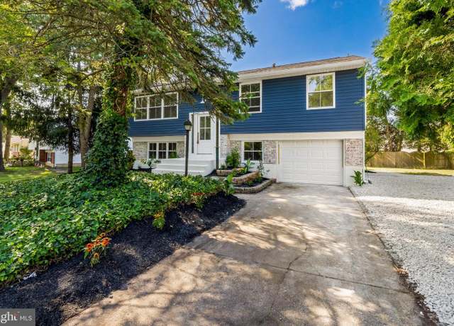 Property at 15 Greenbriar Rd, Blackwood, NJ 08012, 4 beds, 2 baths