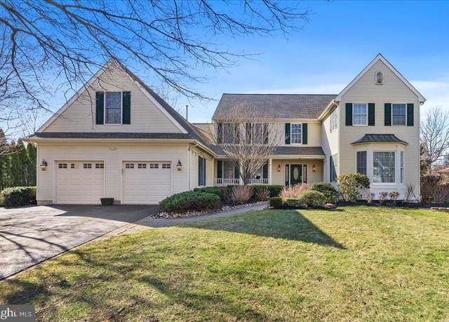 Property at 15 Dickens Dr, Princeton Junction, NJ 08550, 6 beds, 4.5 baths