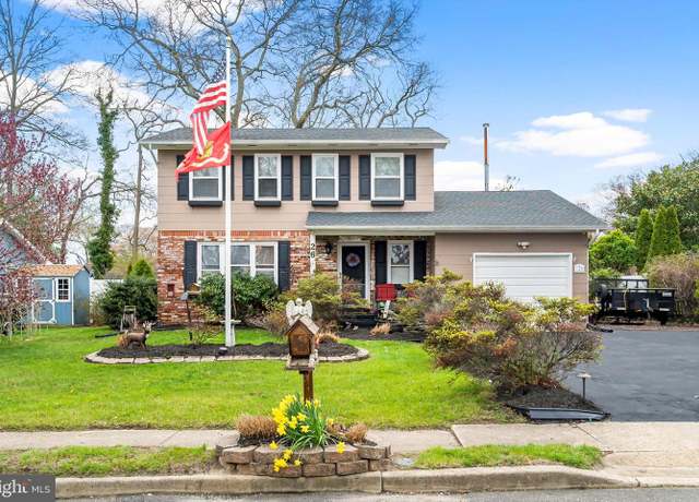 Property at 26 Belmont Ave, Bayville, NJ 08721, 4 beds, 2.5 baths