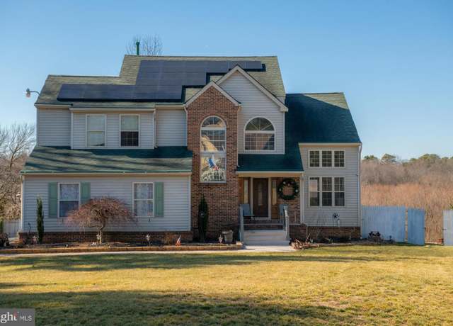 Property at 17 Lake Centerton Dr, Pittsgrove, NJ 08318, 3 beds, 2.5 baths