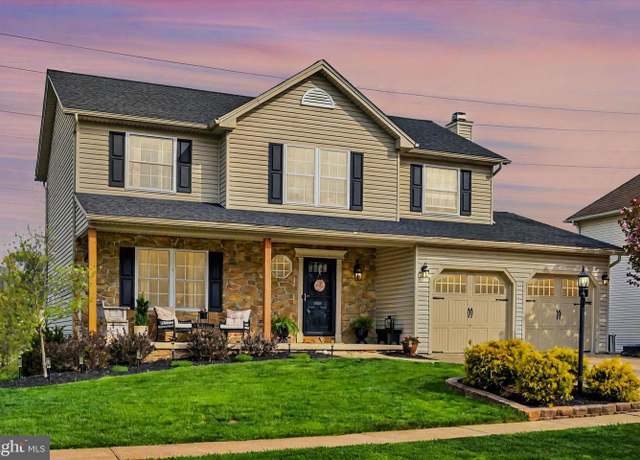 Property at 6558 New Providence Dr, Harrisburg, PA 17111, 4 beds, 3.5 baths