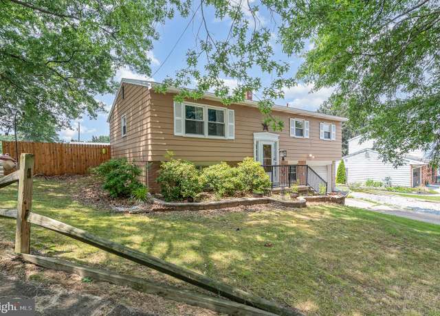 Property at 302 Hickory Hill Ter, Harrisburg, PA 17109, 3 beds, 1 bath