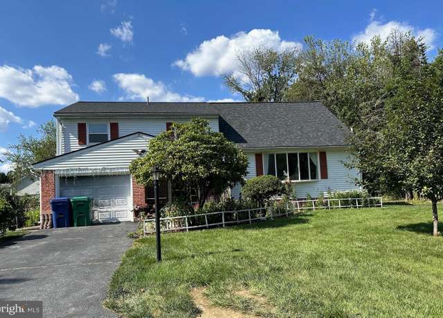 Property at 4840 Peterborough Rd, Harrisburg, PA 17109, 4 beds, 1.5 baths