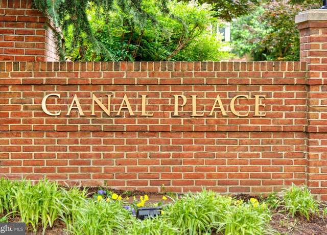 Property at 1107 N Pitt St Unit 1B, Alexandria, VA 22314, 1 bed, 1 bath