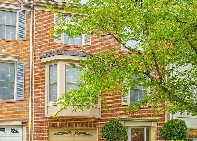 Property at 8024 Readington Ct, Springfield, VA 22152, 3 beds, 3 baths