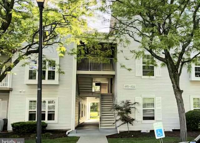 Property at 419 Ashton Ln #419, New Castle, DE 19720, 2 beds, 2 baths