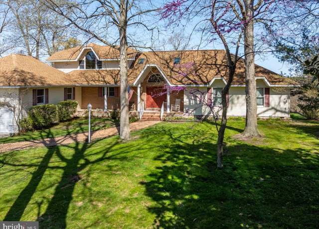 Property at 32179 Linn Woods Ln, Dagsboro, DE 19939, 3 beds, 2.5 baths