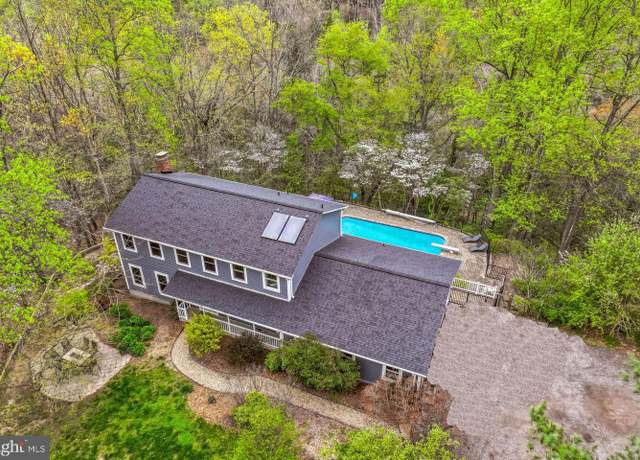 Property at 658 Echo Cove Dr, Crownsville, MD 21032, 5 beds, 3 baths