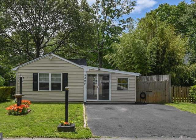 Property at 405 Bayview Dr, Edgewater, MD 21037, 2 beds, 1 bath