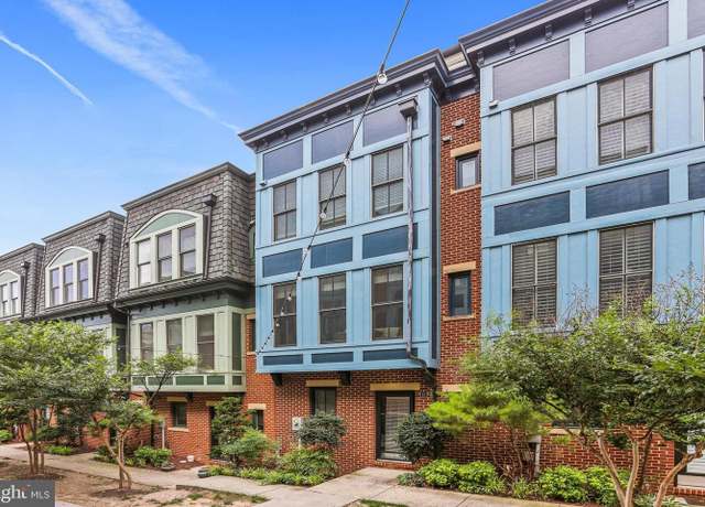 Property at 23 Yogurt Ln, Baltimore, MD 21231, 4 beds, 4.5 baths