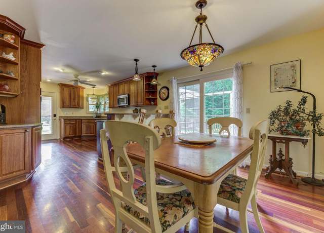 Property at 3130 Ashwood Dr, Dunkirk, MD 20754, 5 beds, 3 baths