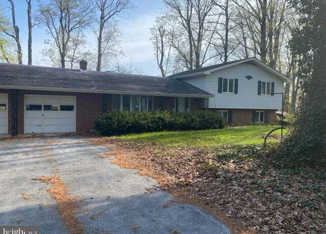 Property at 12003 Warner Rd, Ladiesburg, MD 21759, 3 beds, 2 baths