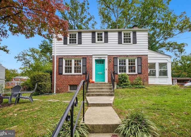 Property at 7105 14th Ave, Takoma Park, MD 20912, 3 beds, 2.5 baths