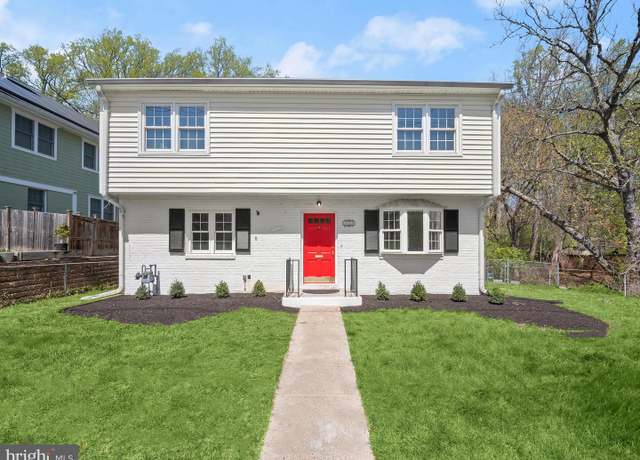 Property at 10318 Parkwood Dr, Kensington, MD 20895, 5 beds, 3 baths