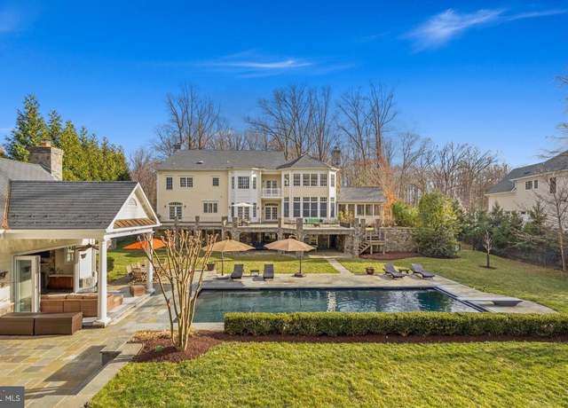 Property at 9919 Logan Dr, Potomac, MD 20854, 6 beds, 6 baths