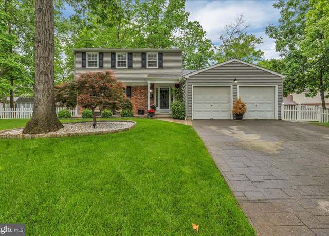 Property at 9 Laurel Hill Ct, Berlin, NJ 08009, 4 beds, 2.5 baths