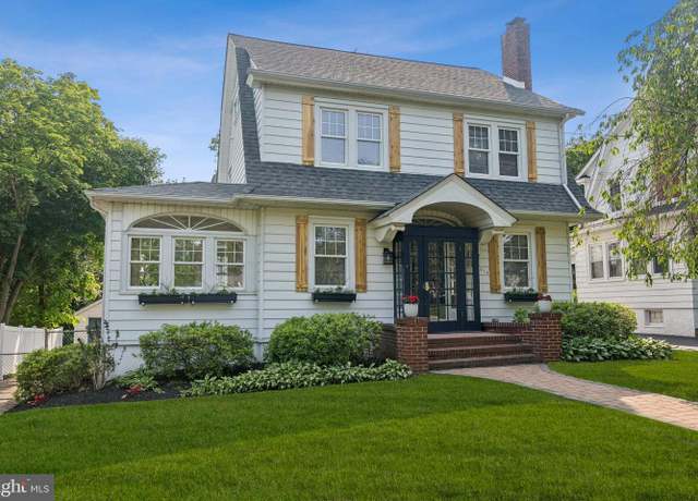 Property at 314 9th Ave, Haddon Heights, NJ 08035, 5 beds, 2.5 baths