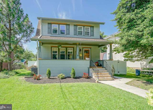 Property at 341 W Centre St, Woodbury, NJ 08096, 3 beds, 1 bath