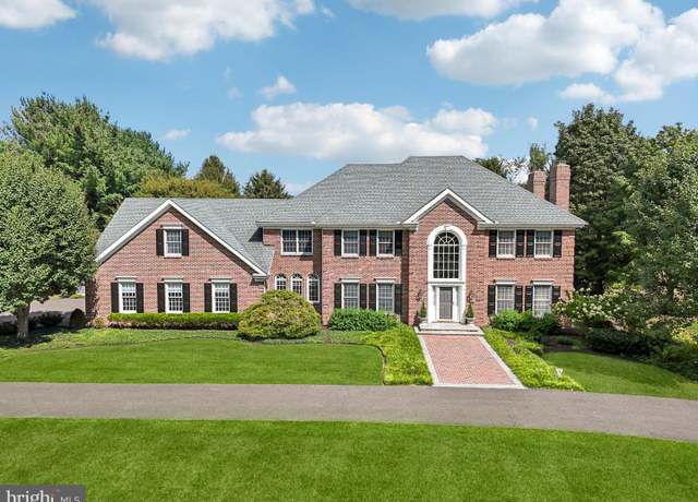 Property at 12 Paddock Dr, New Hope, PA 18938, 5 beds, 3.5 baths