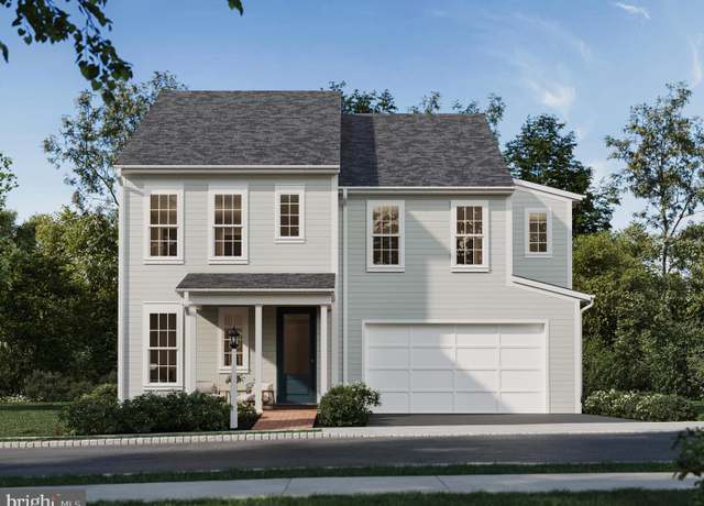 Property at 15 Charloais St, Carlisle, PA 17015, 5 beds, 3 baths