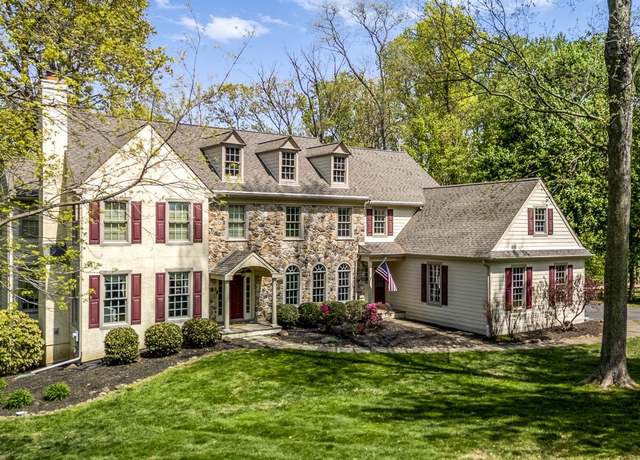 Property at 922 Copes Ln, West Chester, PA 19380, 6 beds, 5 baths