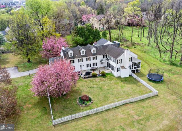 Property at 897 Richards Rd, Wayne, PA 19087, 5 beds, 4 baths