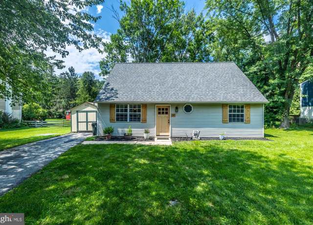 Property at 9 Glen Ridge Dr, Downingtown, PA 19335, 4 beds, 2 baths