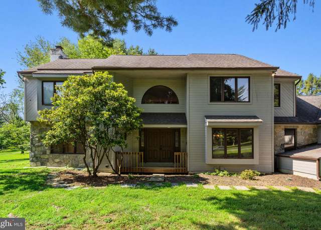 Property at 101 Harvey Ln, Chadds Ford, PA 19317, 4 beds, 3 baths