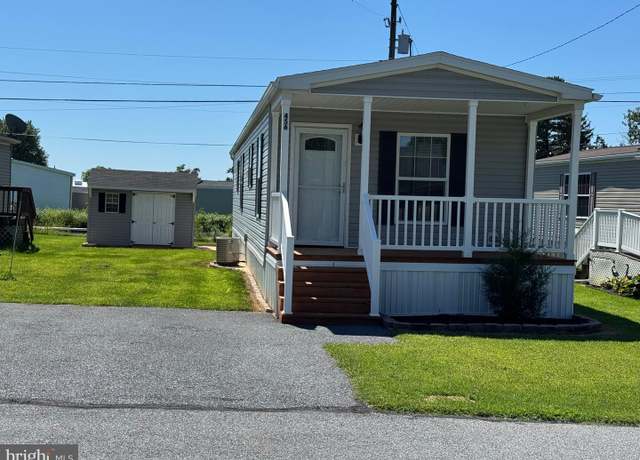 Property at 456 Brendon Dr, Leola, PA 17540, 2 beds, 1 bath