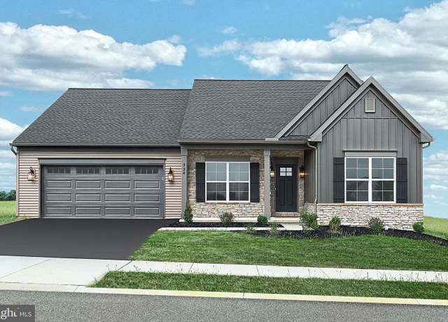 Property at 524 Winding Creek Blvd, Annville, PA 17003, 2 beds, 2 baths