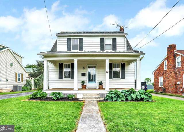Property at 12 Mayfield St, Dover, PA 17315, 3 beds, 2 baths