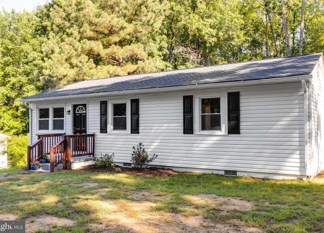 Property at 16434 Braswell St, Bowling Green, VA 22427, 3 beds, 1 bath