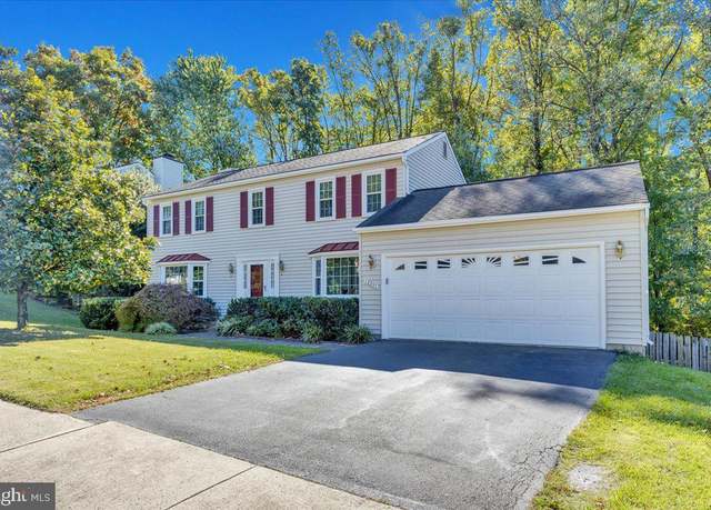 Property at 12237 Ox Hill Rd, Fairfax, VA 22033, 4 beds, 2.5 baths