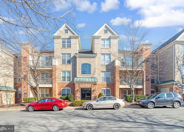 Property at 12180 Abington Hall Pl #301, Reston, VA 20190, 3 beds, 2 baths