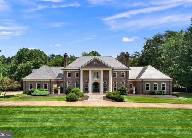 Property at 2401 Oakmont Ct, Oakton, VA 22124, 6 beds, 7.5 baths