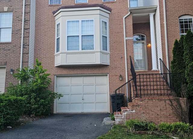 Property at 21219 Millwood Sq, Sterling, VA 20165, 3 beds, 3.5 baths