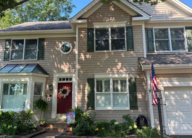 Property at 13212 Windy Leaf Ct, Woodbridge, VA 22192, 4 beds, 3.5 baths