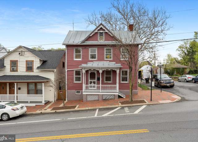 Property at 320 S Cameron St, Winchester, VA 22601, 4 beds, 2 baths