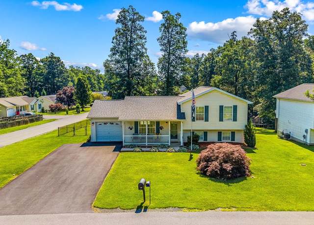 Property at 249 Nottingham Blvd, Martinsburg, WV 25405, 3 beds, 2.5 baths
