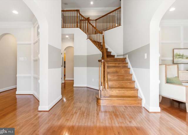 Property at 42 Louisa Beall Ln, Charles Town, WV 25414, 5 beds, 4.5 baths