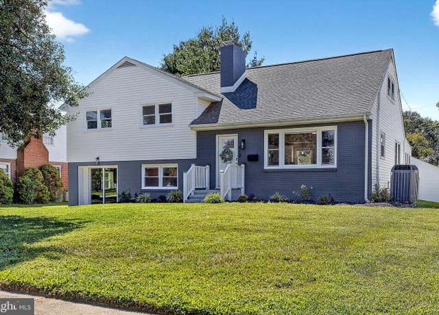 Property at 910 Monroe Ter, Dover, DE 19904, 4 beds, 2 baths
