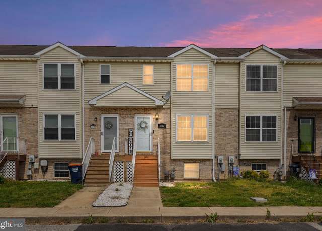 Property at 122 Vincent Cir, Middletown, DE 19709, 2 beds, 2.5 baths