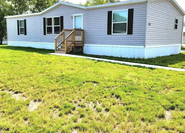 Property at 601 Village Dr, Middletown, DE 19709, 3 beds, 2 baths