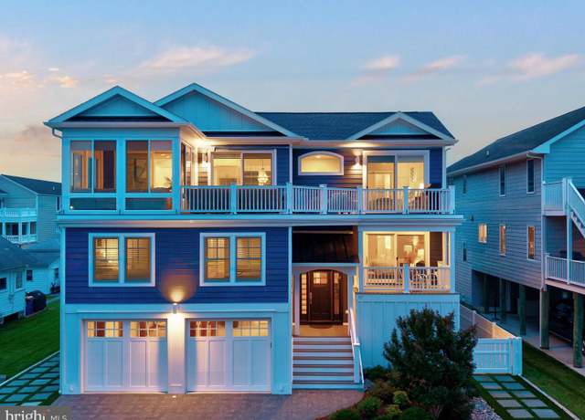 Property at 117 1st St, Bethany Beach, DE 19930, 5 beds, 4.5 baths