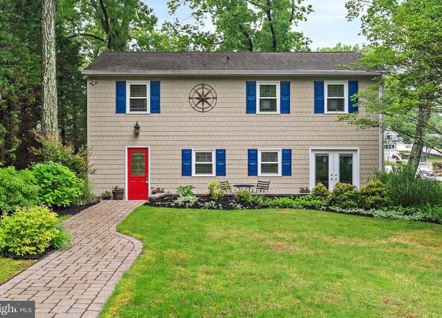 Property at 304 Rayford Dr, Pasadena, MD 21122, 4 beds, 2 baths