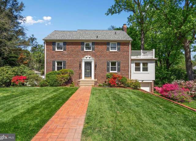 Property at 9220 Kingsbury Dr, Silver Spring, MD 20910, 4 beds, 3 baths